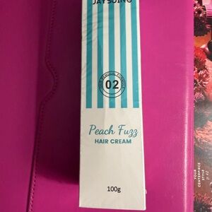 Jay Sung Peach Fuzz Hair Cream
